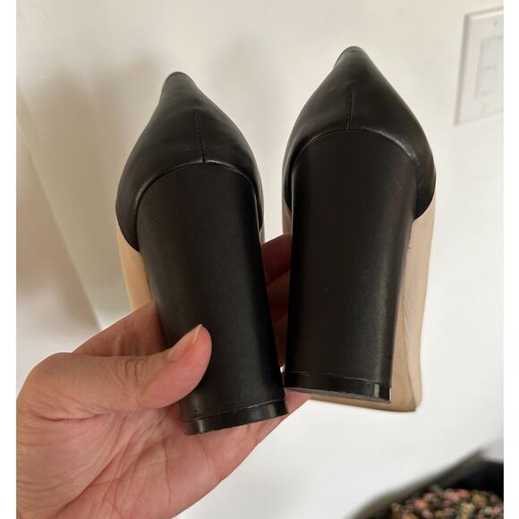 Banana Republic Soft Leather Neutral color black heels 9.5 comfort shoes heel - Picture 6 of 9